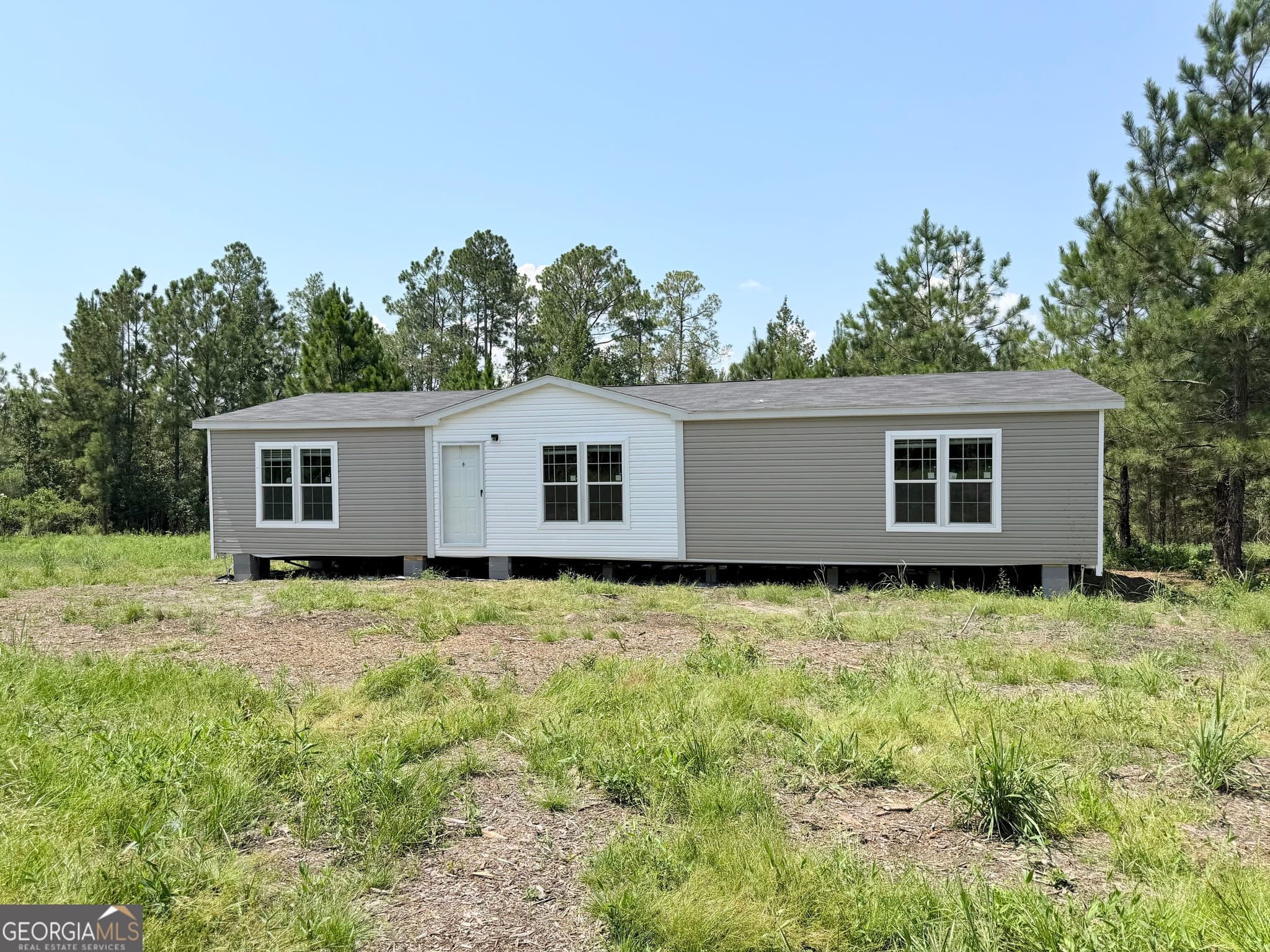 3 bedroom, 2 bathroom, 1,568 sq ft single family residence for sale at 68 McLean Road, Lumber City, GA 31549