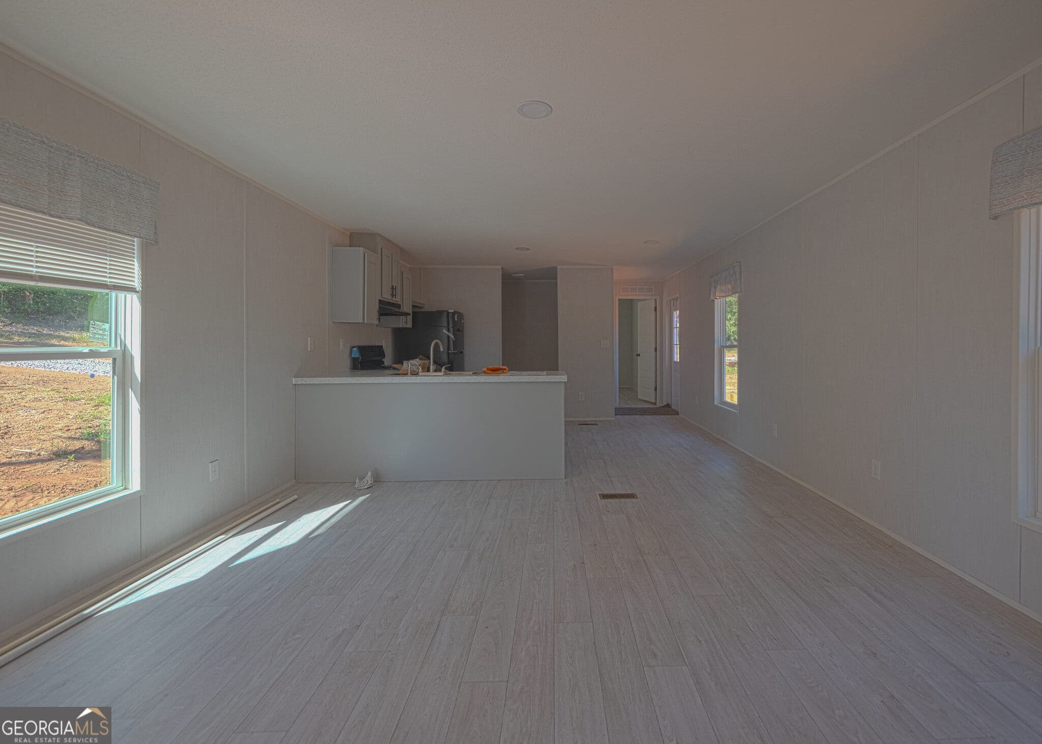 2 bedroom, 2 bathroom, 980 sq ft manufactured home,single family residence for sale at 6050 Gumlog Road, Martin, GA 30557 — photo 8