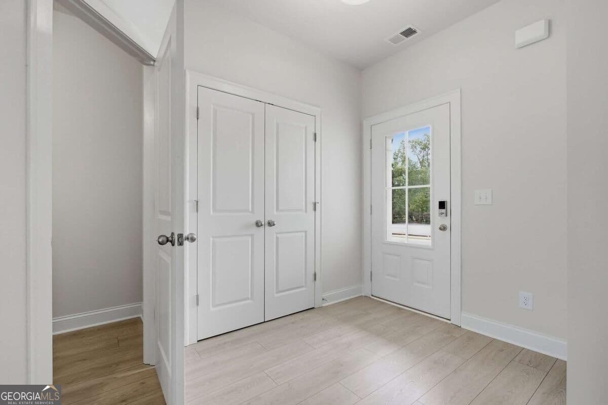4 bedroom, 2.5 bathroom single family residence for sale at 41 Aviation Road, Marietta, GA 30060 — photo 7