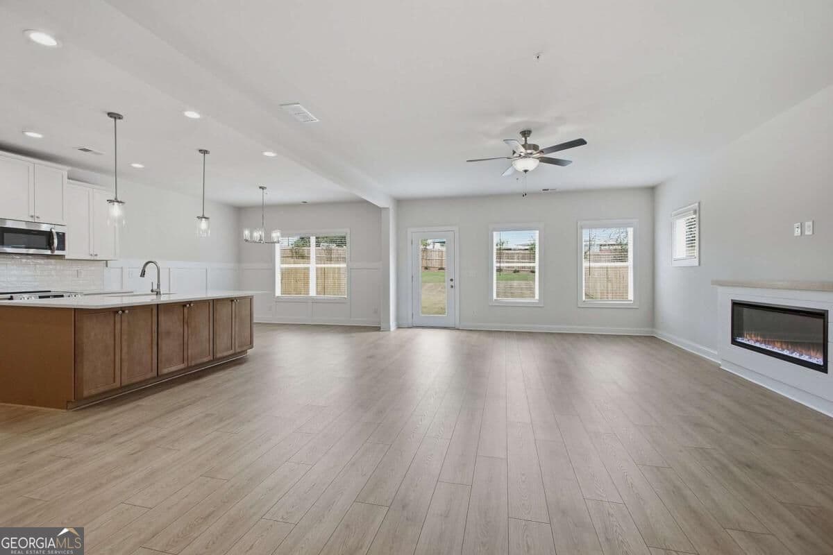 4 bedroom, 2.5 bathroom single family residence for sale at 41 Aviation Road, Marietta, GA 30060 — photo 9