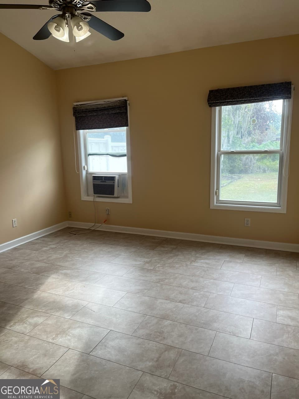 3 bedroom, 2 bathroom, 1,517 sq ft duplex for rent at 423 Cobblestone Way, Brunswick, GA 31520 for $2,000 a month — photo 7