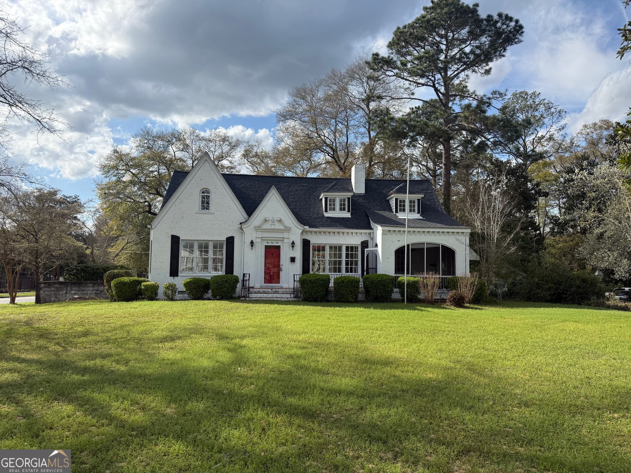 4 bedroom, 3.5 bathroom, 1,988 sq ft single family residence for sale at 515 Engram Street, Montezuma, GA 31063