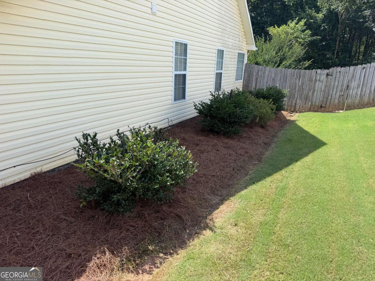 3 bedroom, 2 bathroom single family residence for sale at 6379 Magnetic Point 134, Flowery Branch, GA 30542 — photo 4