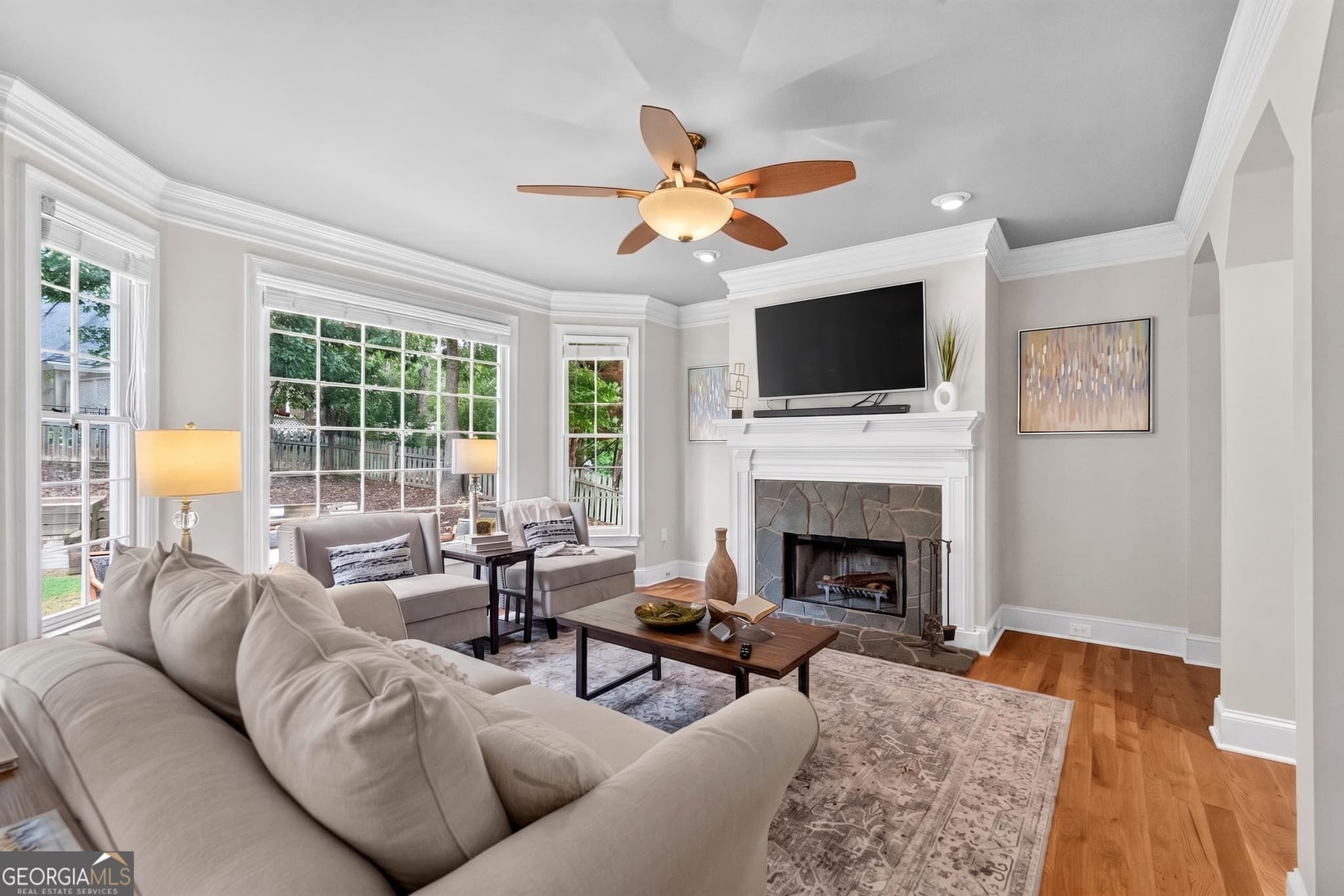6 bedroom, 4.5 bathroom, 4,800 sq ft single family residence for sale at 5490 Hampstead Way, Johns Creek, GA 30097 — photo 6