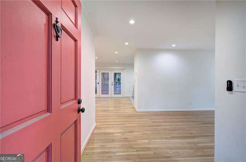 3 bedroom, 2 bathroom, 1,445 sq ft single family residence for rent at 1990 Glenroy Place, Smyrna, GA 30080 for $2,600 a month — photo 6
