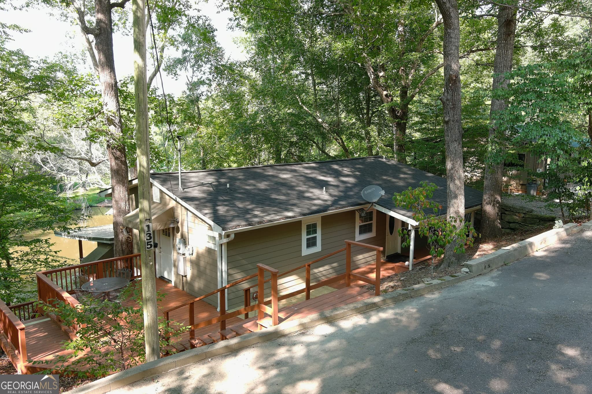 3 bedroom, 2 bathroom, 1,316 sq ft single family residence for sale at 135 Dollar Road, Hamilton, GA 31811