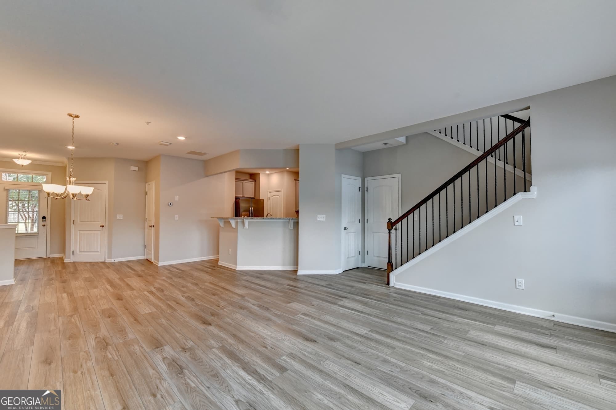 4 bedroom, 3.5 bathroom, 2,760 sq ft townhouse for sale at 1246 Foxcroft Lane, Cumming, GA 30041 — photo 9