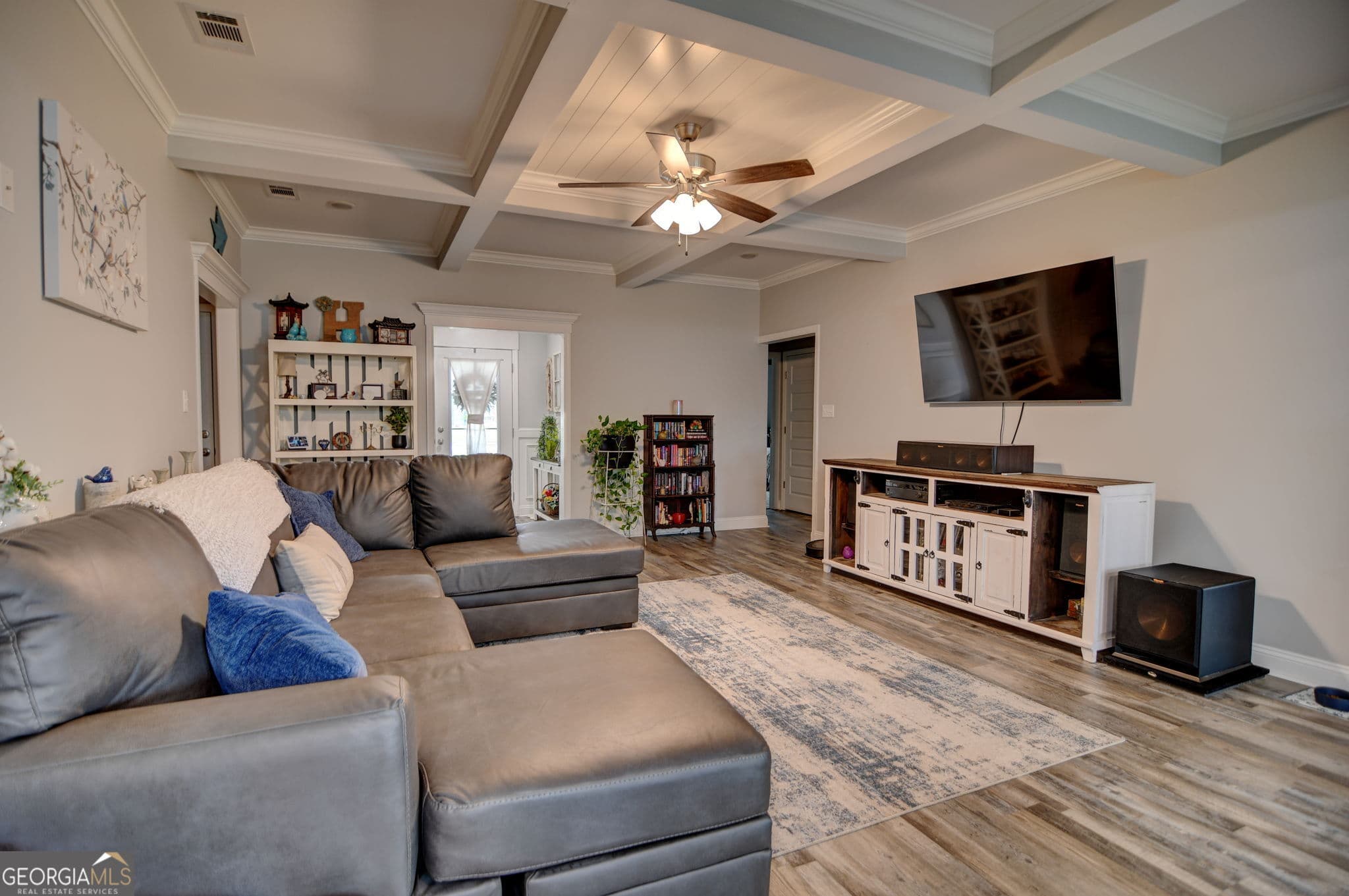 4 bedroom, 2 bathroom, 1,892 sq ft single family residence for sale at 2039 Meadow Cove Drive, Valdosta, GA 31605 — photo 5