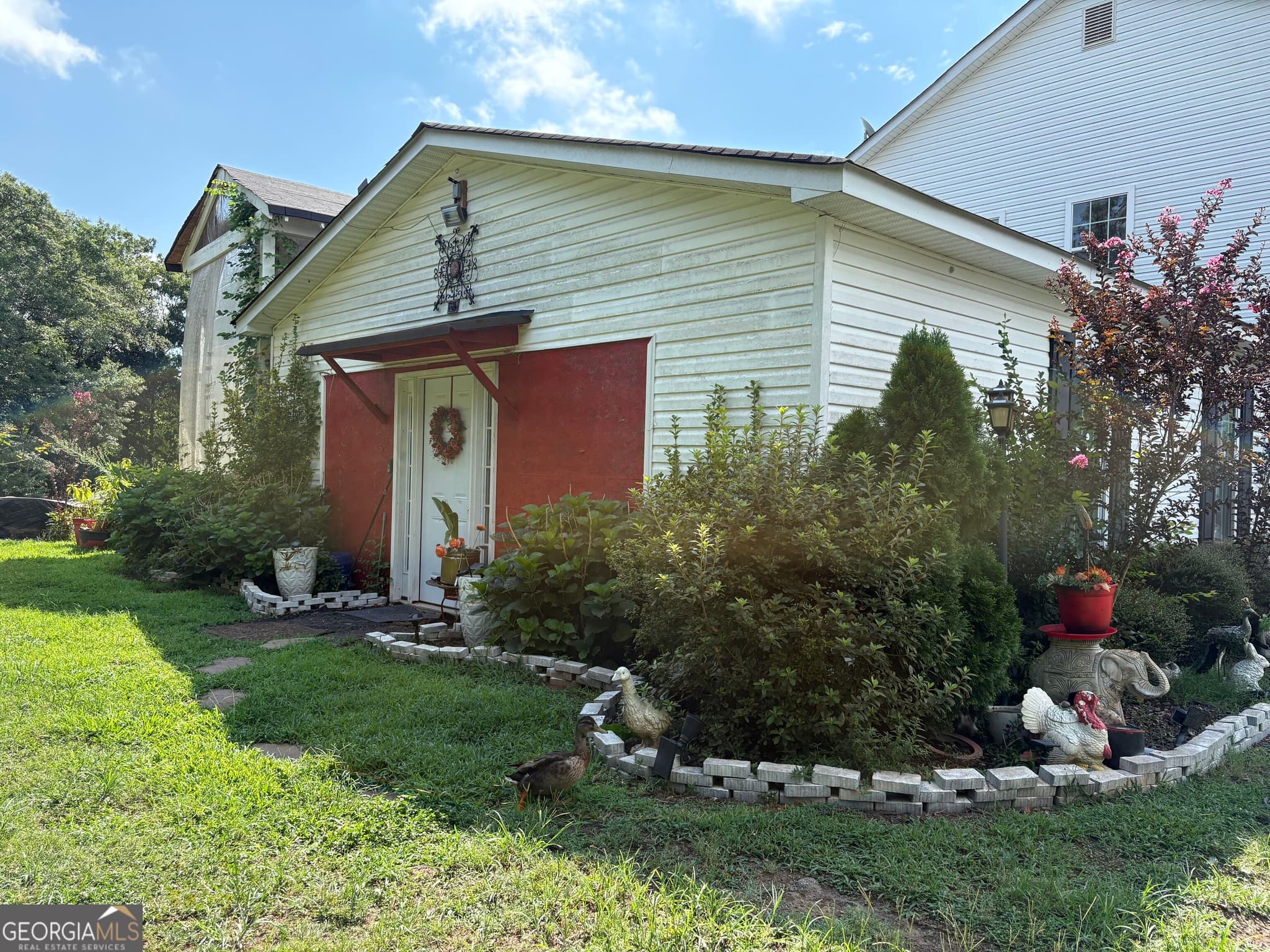 1 bedroom, 1 bathroom, 700 sq ft single family residence for rent at 1030 Covered Bridge Road 2, Covington, GA 30016 for $1,200 a month — photo 1 of 1