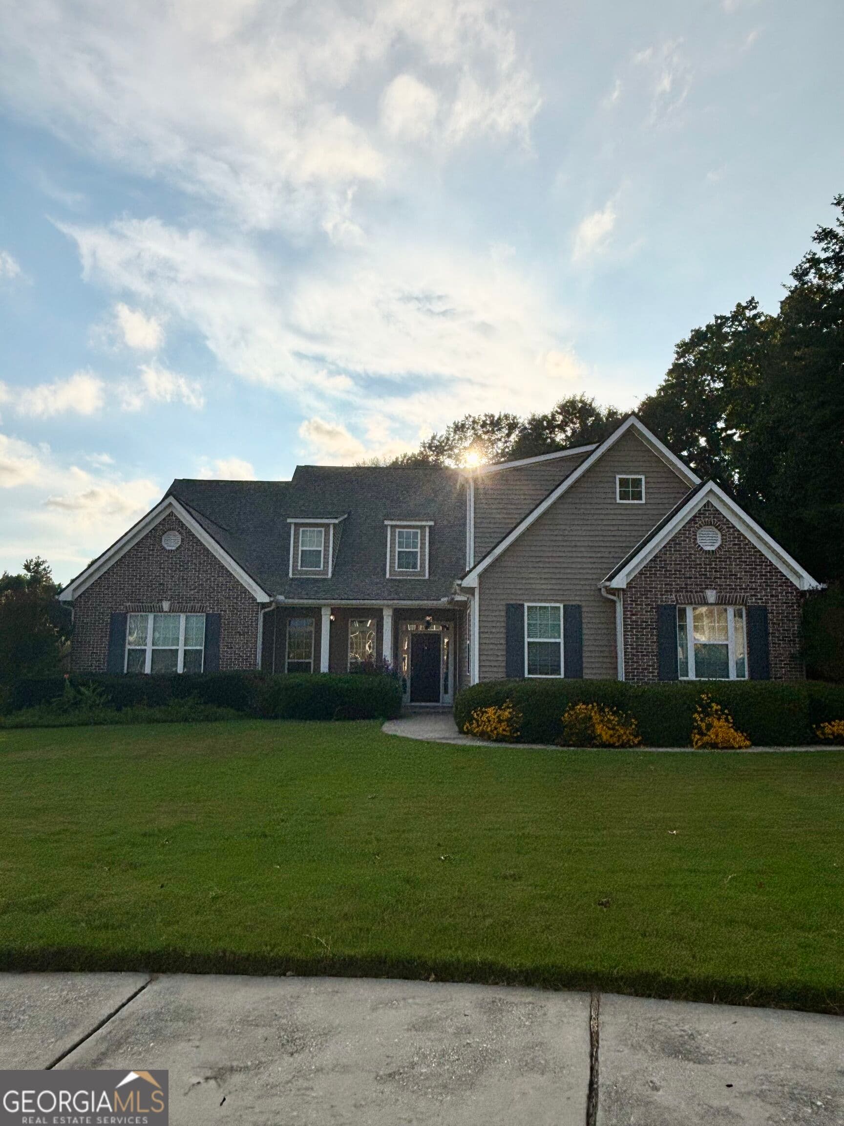 4 bedroom, 2 bathroom, 2,426 sq ft single family residence for sale at 45 Cynthia Court, Fayetteville, GA 30215 — photo 1 of 46