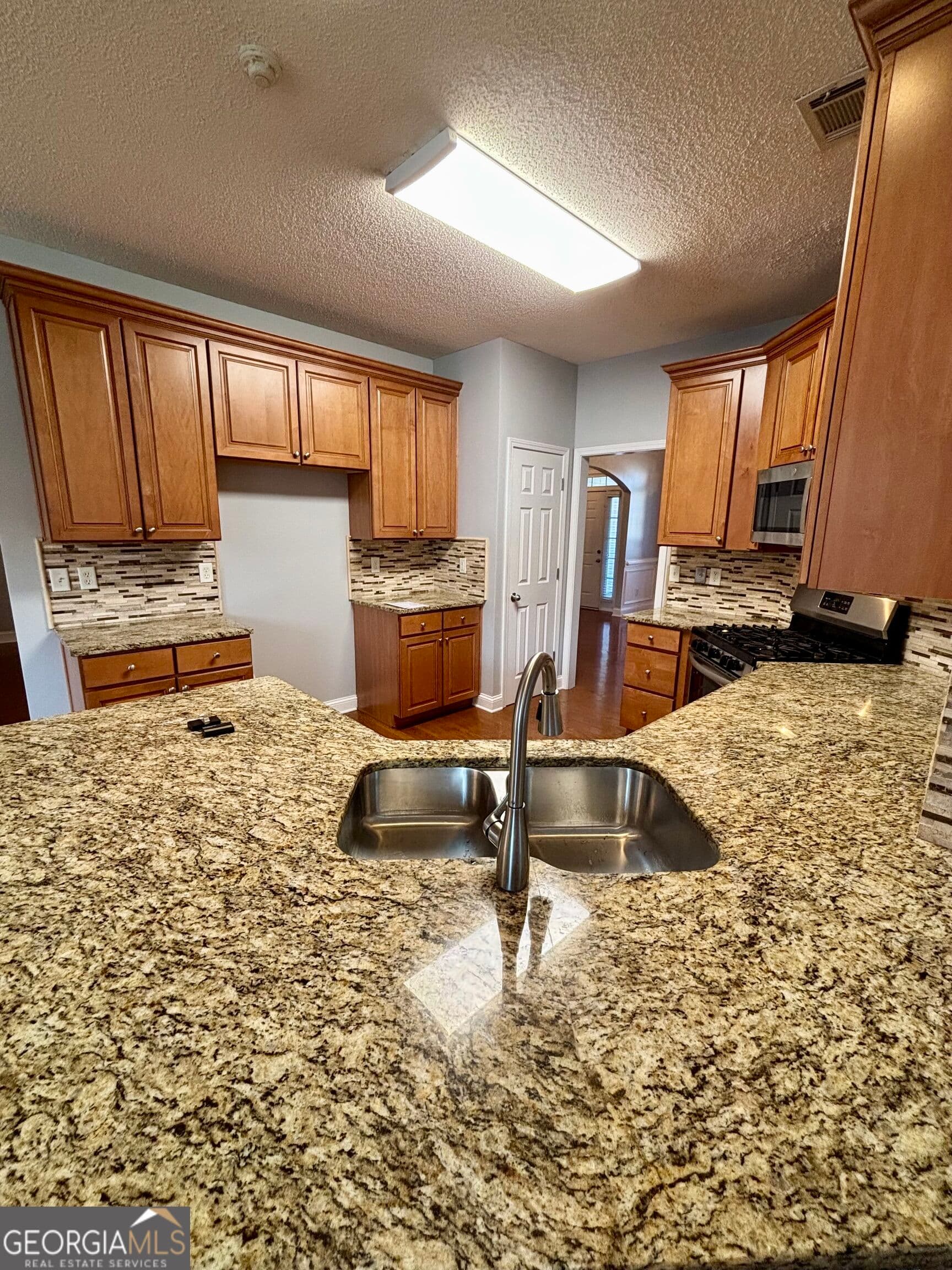 4 bedroom, 2 bathroom, 2,426 sq ft single family residence for sale at 45 Cynthia Court, Fayetteville, GA 30215 — photo 8