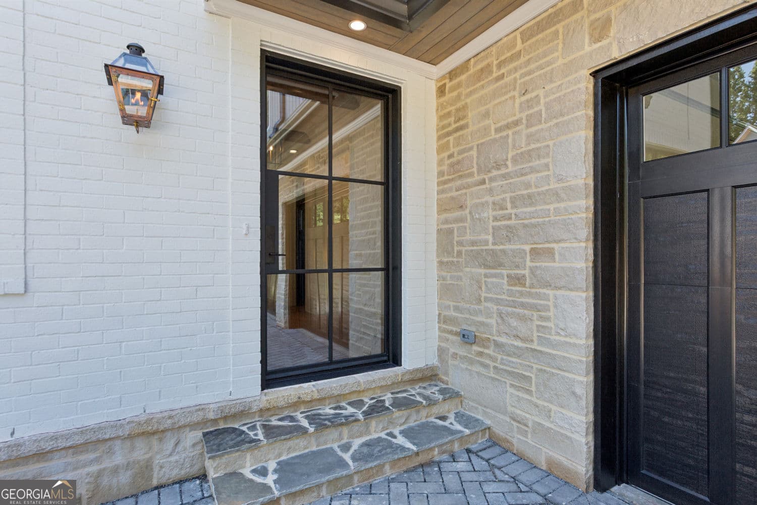 5 bedroom, 5.5 bathroom, 4,913 sq ft single family residence for sale at 140 Lake Estates Drive, Roswell, GA 30075 — photo 2