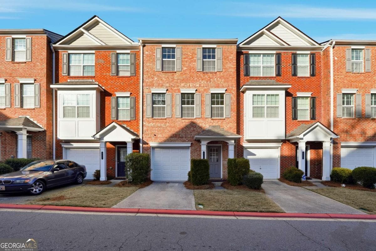 4 bedroom, 3.5 bathroom townhouse for sale at 412 Heritage Park Trace 22, Kennesaw, GA 30144 — photo 1 of 29