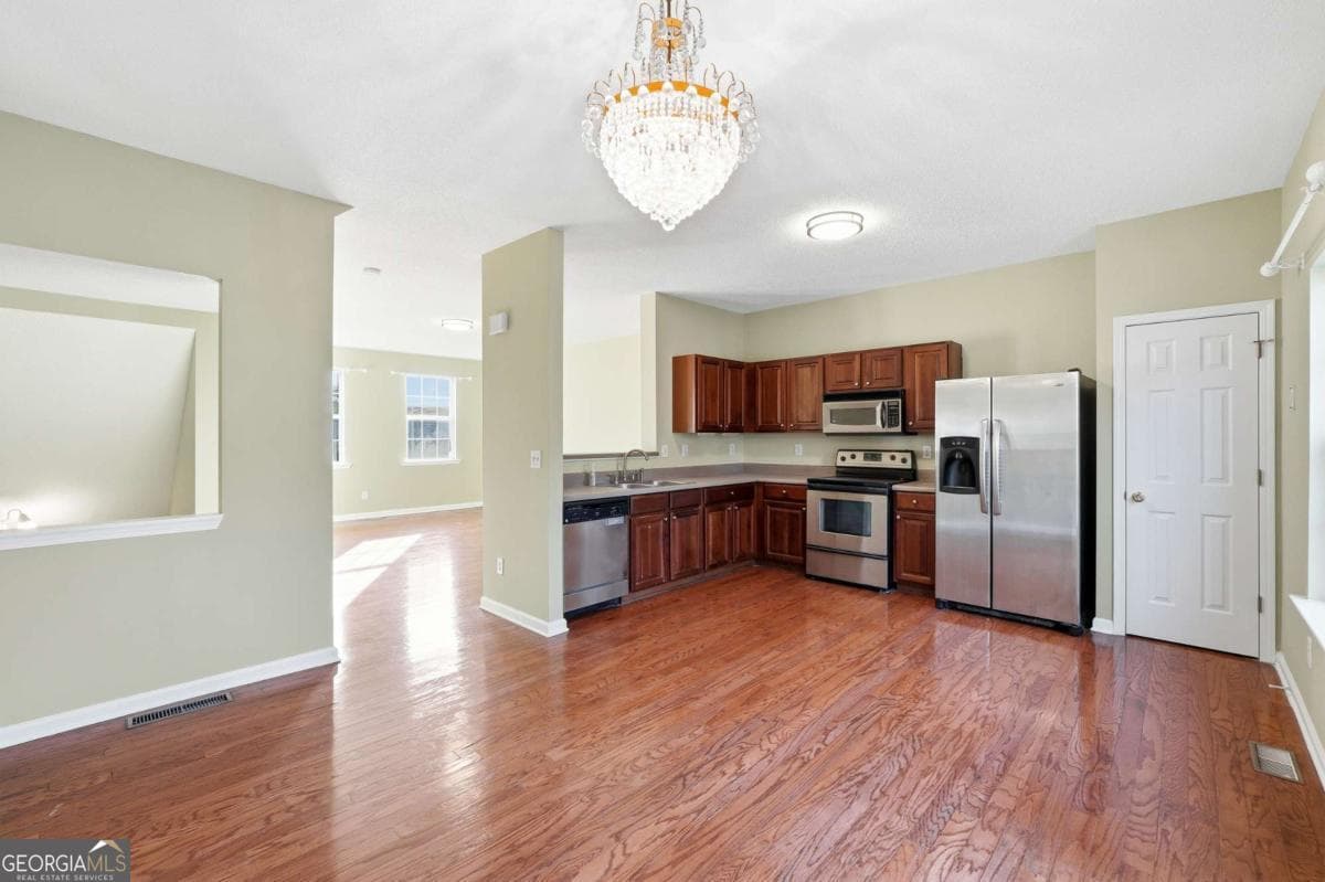 4 bedroom, 3.5 bathroom townhouse for sale at 412 Heritage Park Trace 22, Kennesaw, GA 30144 — photo 9