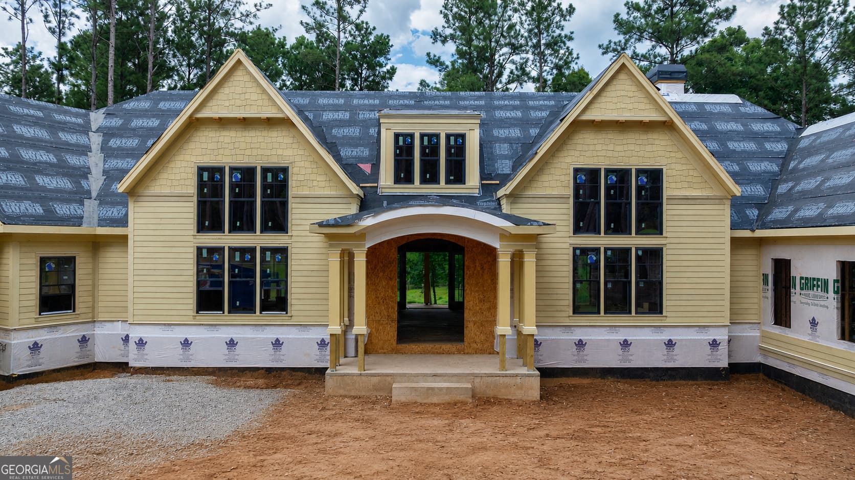 6 bedroom, 6.5 bathroom, 6,637 sq ft single family residence for sale at 1011 Oliver Creek, Greensboro, GA 30642 — photo 2