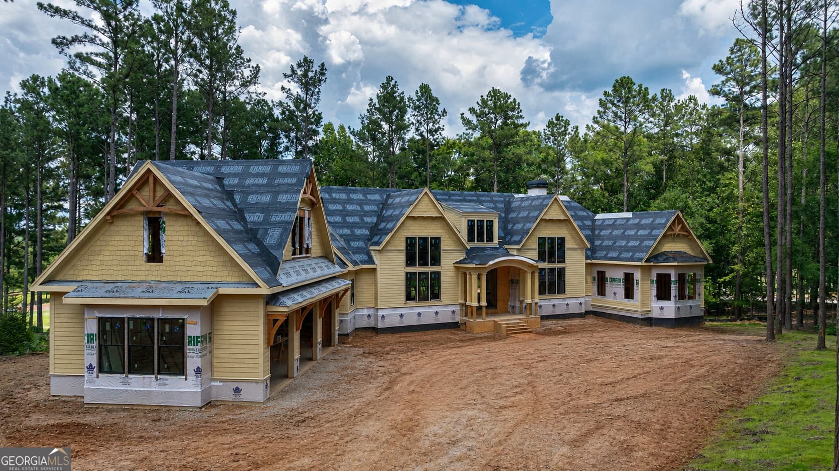 6 bedroom, 6.5 bathroom, 6,637 sq ft single family residence for sale at 1011 Oliver Creek, Greensboro, GA 30642
