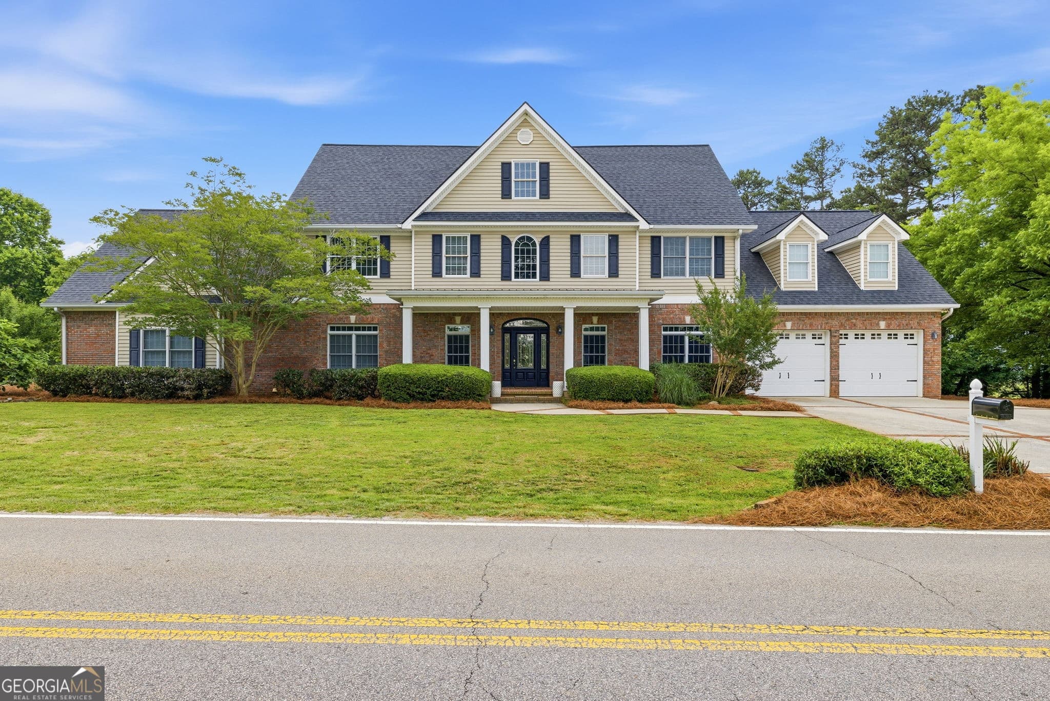 9 bedroom, 6.5 bathroom single family residence for sale at 4337 Mountain View Road, Oakwood, GA 30566 — photo 5