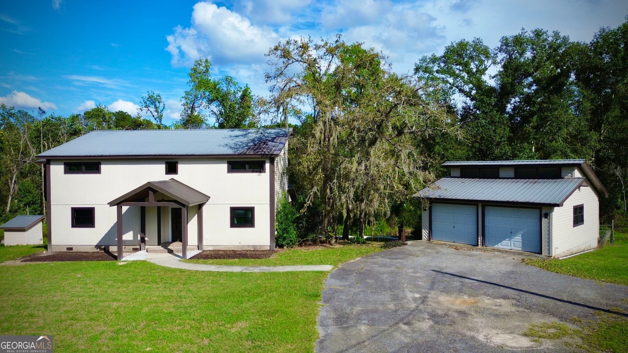 3 bedroom, 3 bathroom, 2,373 sq ft single family residence for sale at 38 Swann Lake Road, Hazlehurst, GA 31539 — photo 6