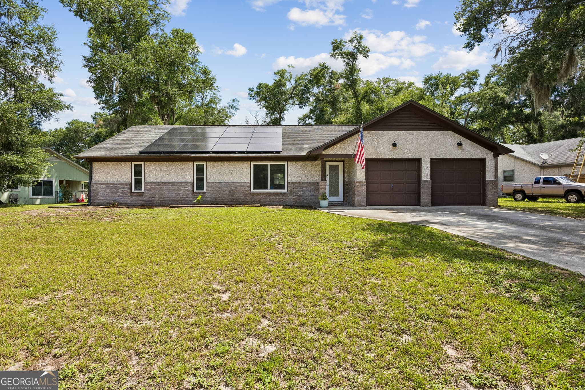 3 bedroom, 2 bathroom, 1,669 sq ft single family residence for sale at 107 Plantation Court, St. Marys, GA 31558 — photo 2