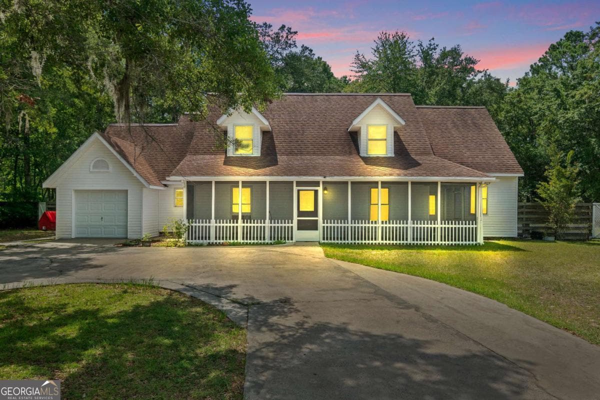 5 bedroom, 4 bathroom, 3,666 sq ft single family residence for sale at 157 Ole Oak Road, Allenhurst, GA 31301 — photo 2