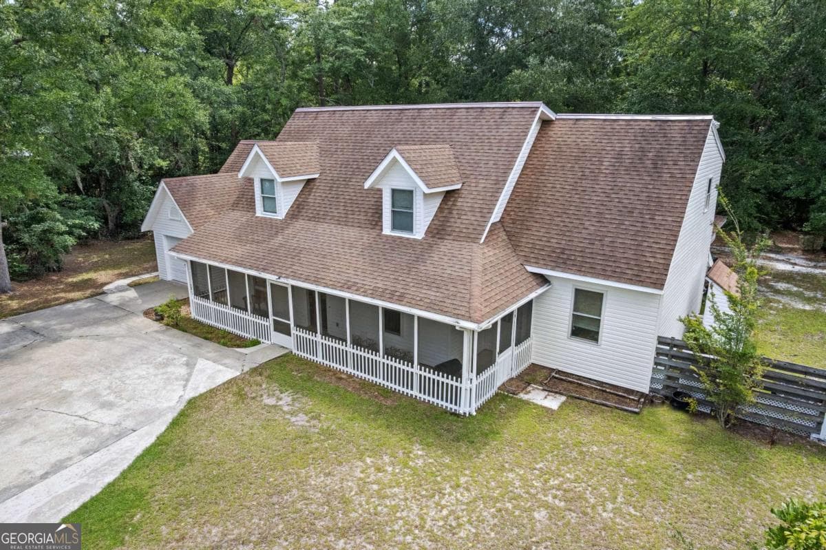 5 bedroom, 4 bathroom, 3,666 sq ft single family residence for sale at 157 Ole Oak Road, Allenhurst, GA 31301 — photo 9