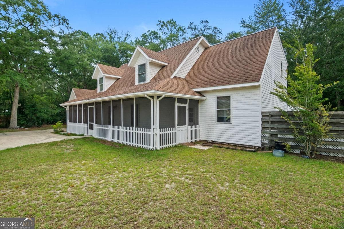 5 bedroom, 4 bathroom, 3,666 sq ft single family residence for sale at 157 Ole Oak Road, Allenhurst, GA 31301 — photo 10