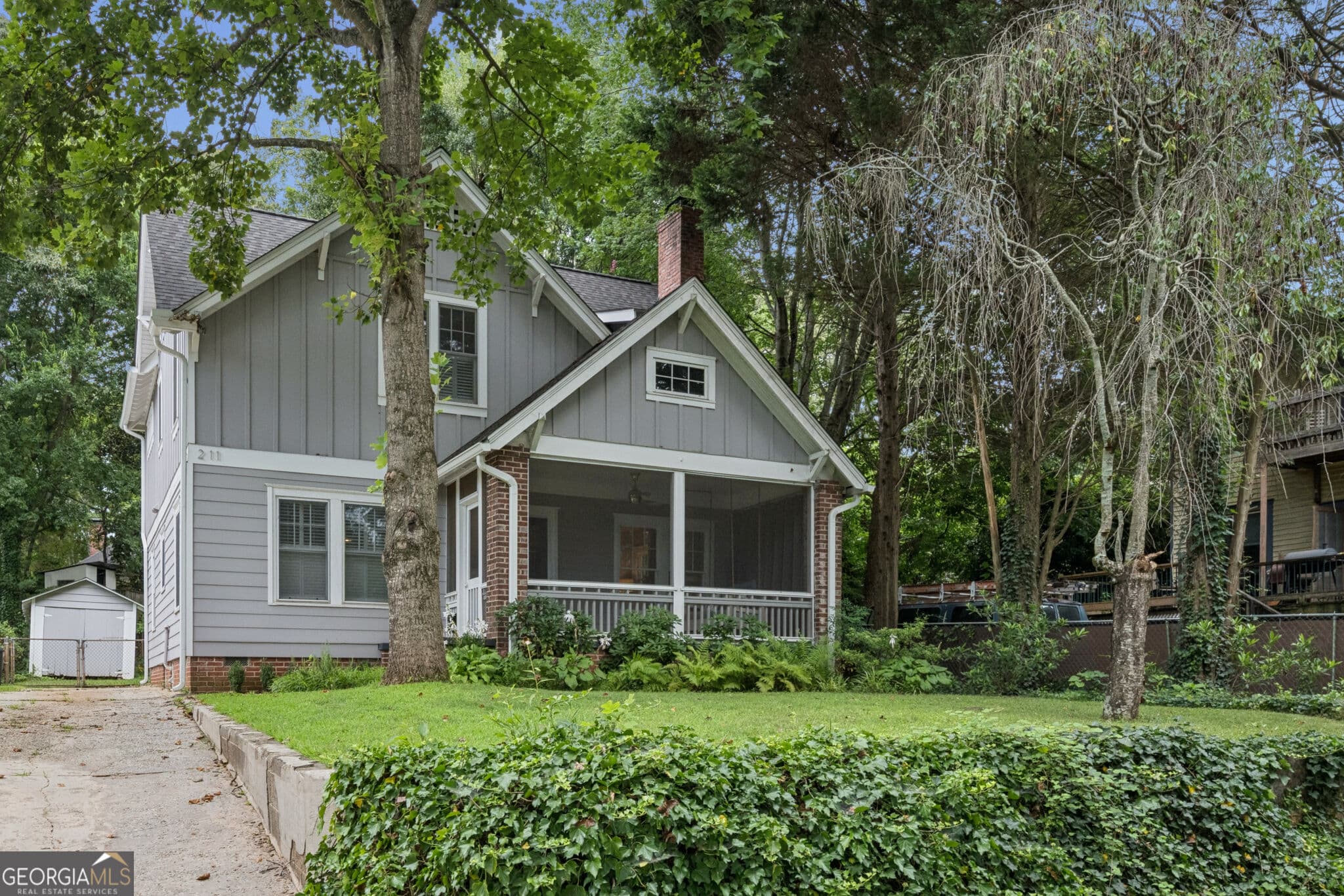 5 bedroom, 2 bathroom, 2,314 sq ft single family residence for rent at 211 Greenwood Circle, Decatur, GA 30030 for $4,800 a month — photo 1 of 28