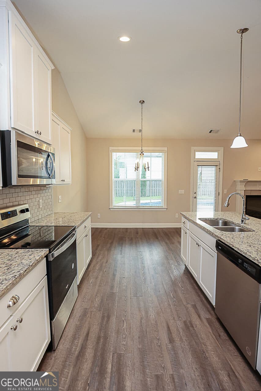 4 bedroom, 3 bathroom, 2,148 sq ft single family residence for sale at 124 Annie Drive, Guyton, GA 31312 — photo 9