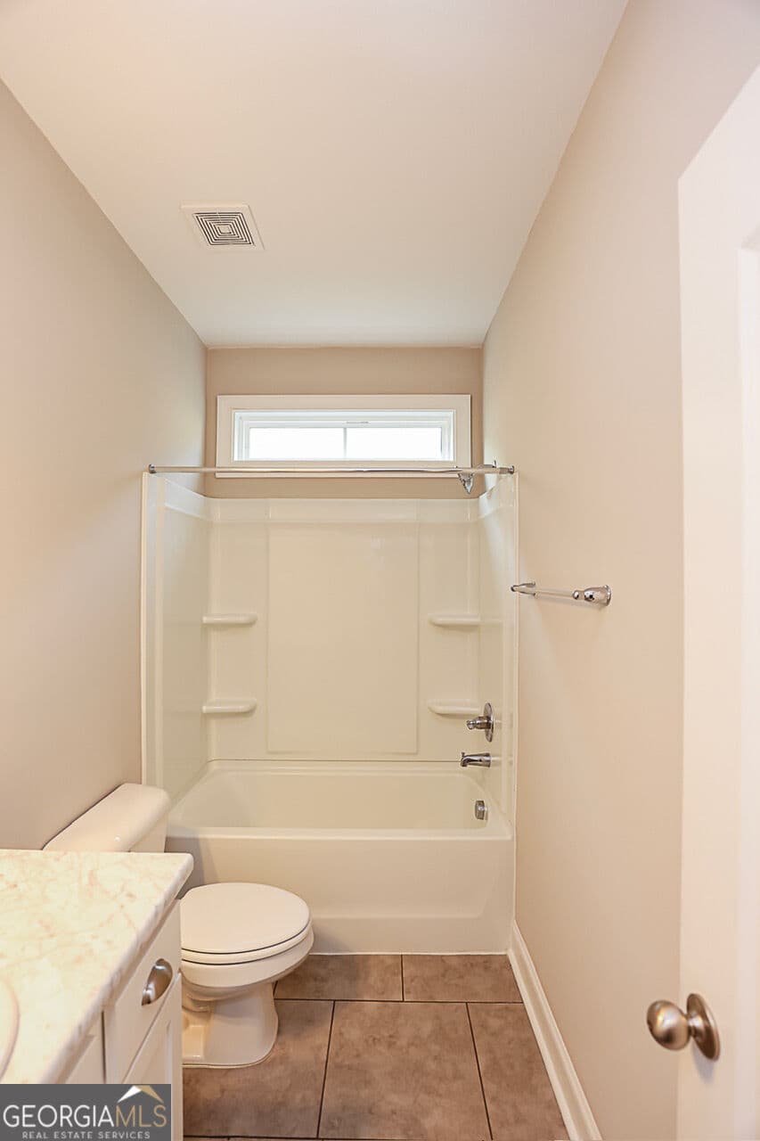 4 bedroom, 3 bathroom, 2,148 sq ft single family residence for sale at 124 Annie Drive, Guyton, GA 31312 — photo 3
