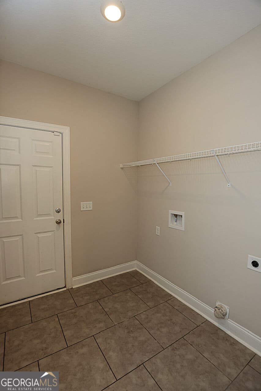 4 bedroom, 3 bathroom, 2,148 sq ft single family residence for sale at 124 Annie Drive, Guyton, GA 31312 — photo 7