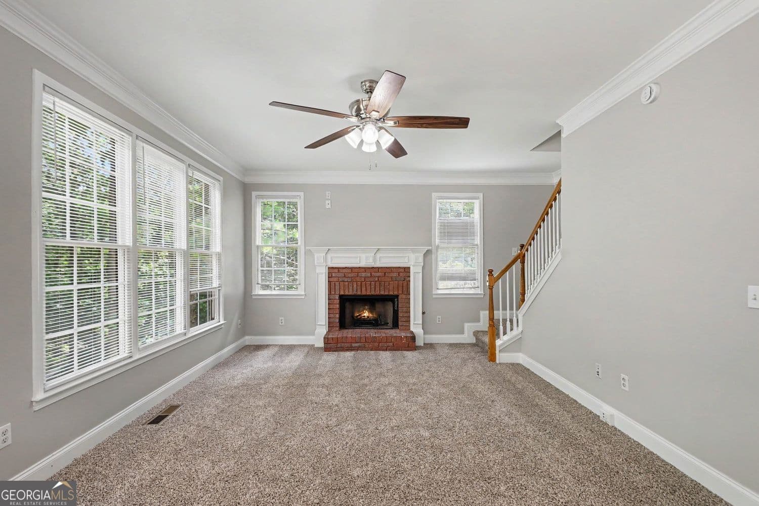 5 bedroom, 3 bathroom, 2,659 sq ft single family residence for sale at 5014 Lake Hollow, Douglasville, GA 30135 — photo 10