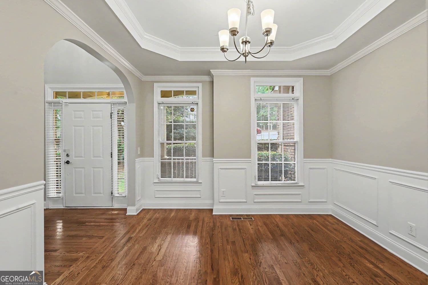 5 bedroom, 3 bathroom, 2,659 sq ft single family residence for sale at 5014 Lake Hollow, Douglasville, GA 30135 — photo 4