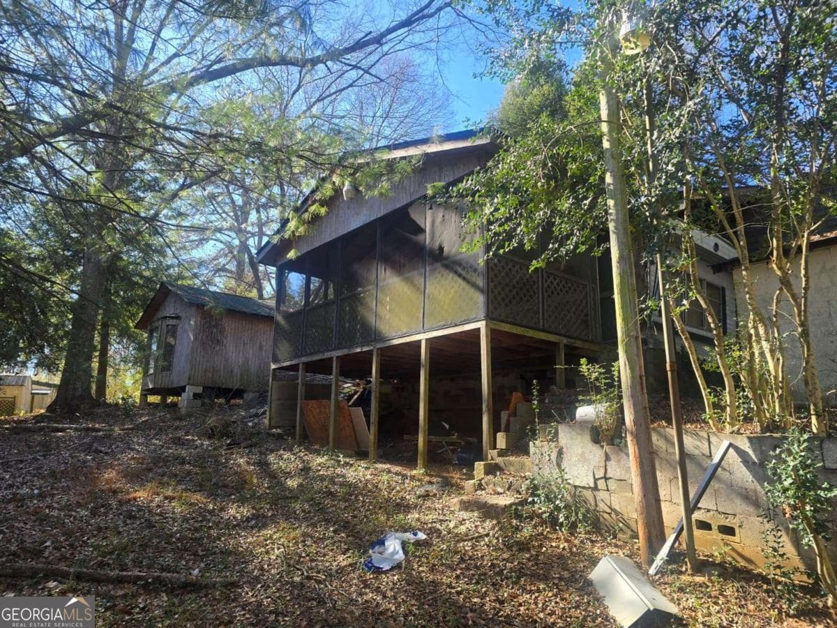 2 bedroom, 1 bathroom, 1,300 sq ft single family residence for sale at 908 Friendship Church Road, Douglasville, GA 30134 — photo 2