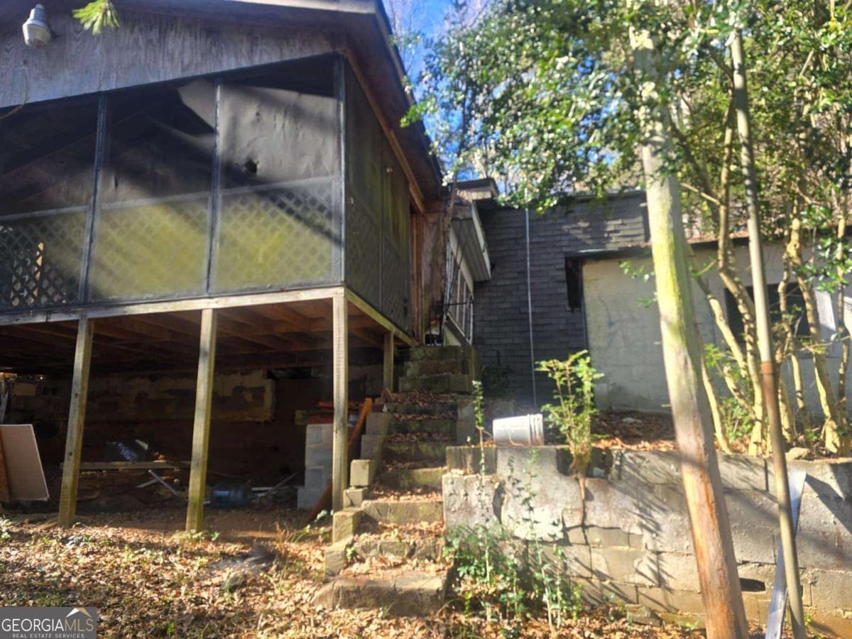2 bedroom, 1 bathroom, 1,300 sq ft single family residence for sale at 908 Friendship Church Road, Douglasville, GA 30134 — photo 1 of 2