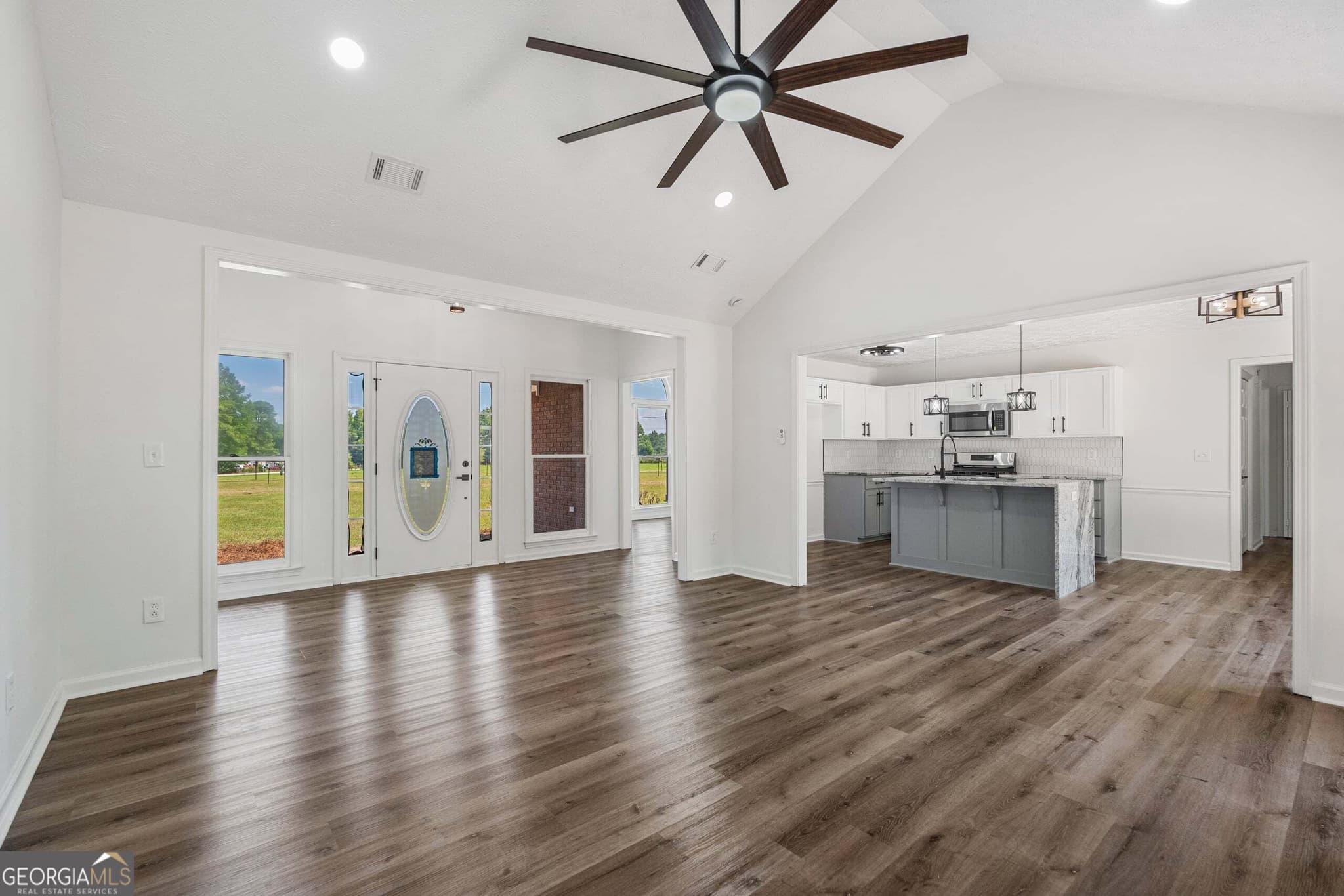 3 bedroom, 2 bathroom, 2,296 sq ft single family residence for sale at 925 LEE ROAD 0238, Phenix City, AL 36870 — photo 6