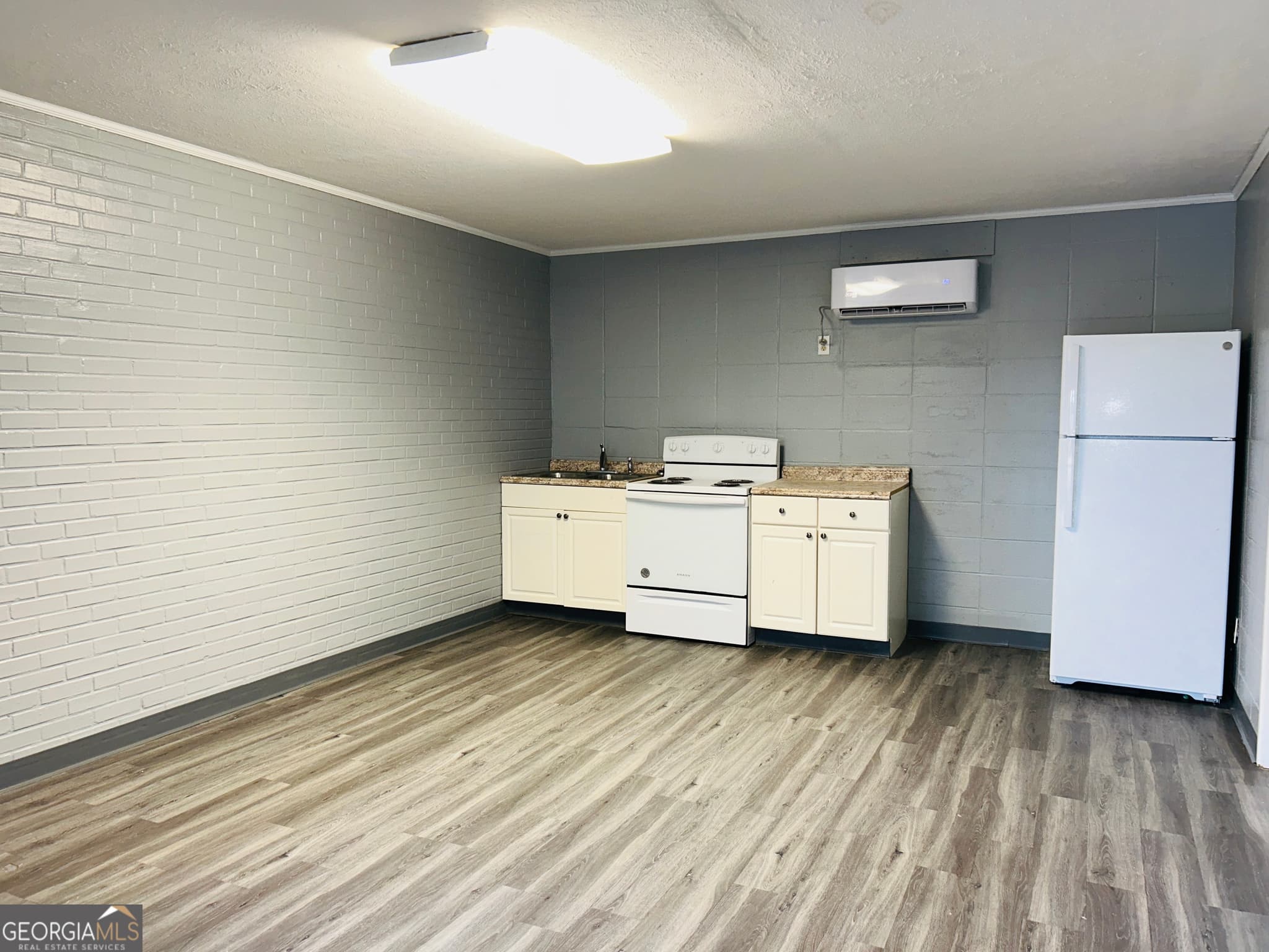 1 bedroom, 1 bathroom mixed use for rent at 128 S Main Avenue UNIT 08, Pine Mountain, GA 31822 for $625 a month — photo 5