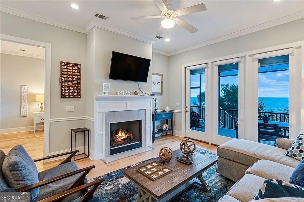 3 bedroom, 3.5 bathroom, 1,832 sq ft townhouse for sale at 172 Turtle Track Lane, Jekyll Island, GA 31527 — photo 5
