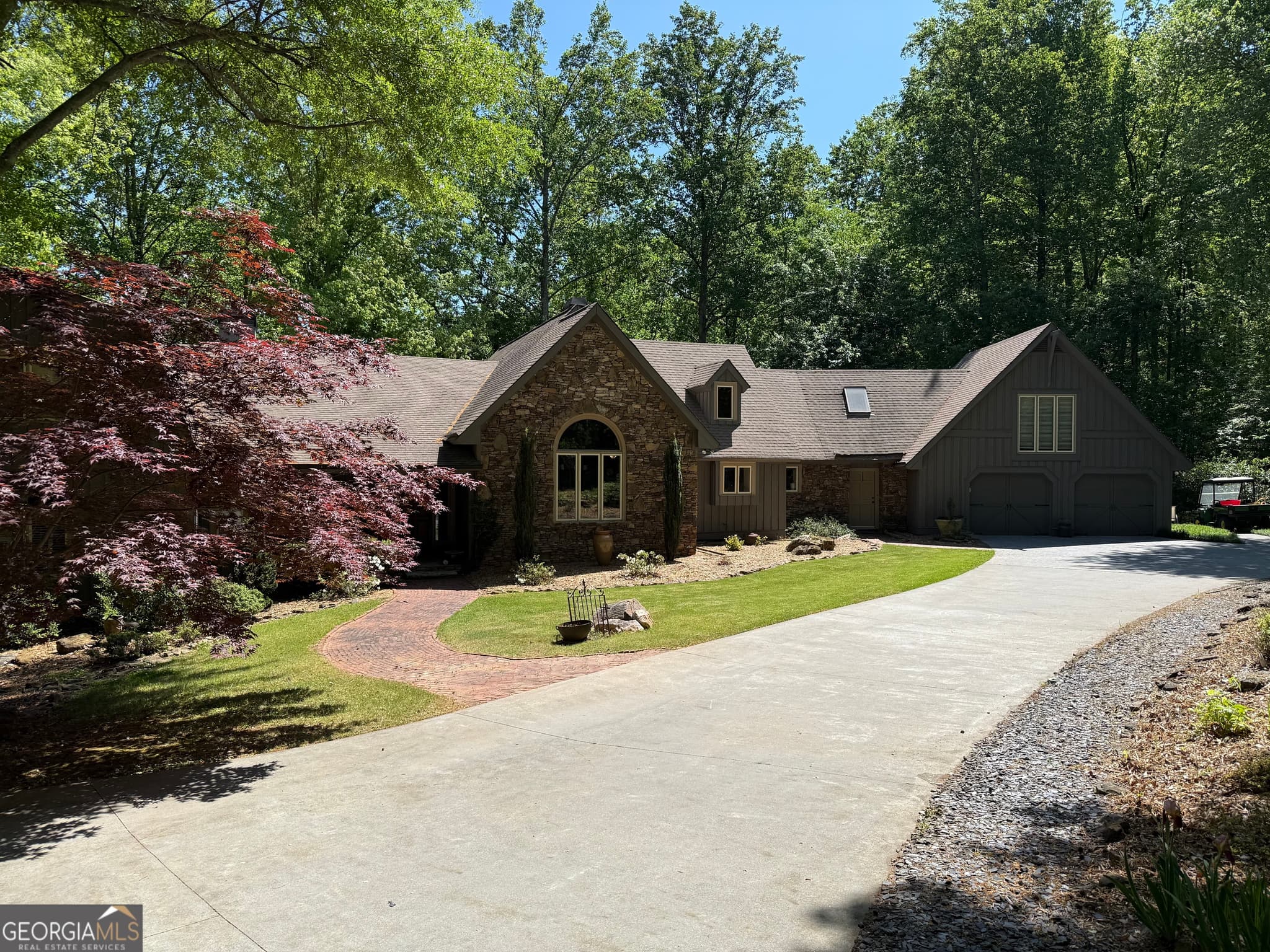 4 bedroom, 3.5 bathroom, 3,909 sq ft farm for sale at 336 Tanglewood Drive, Canton, GA 30115 — photo 3
