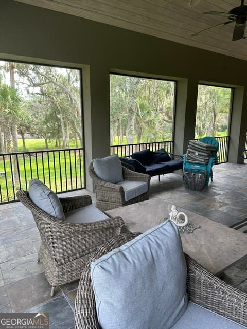 4 bedroom, 4.5 bathroom, 4,789 sq ft single family residence under contract at 150 Dark Creek Lane, Brunswick, GA 31525 — photo 5