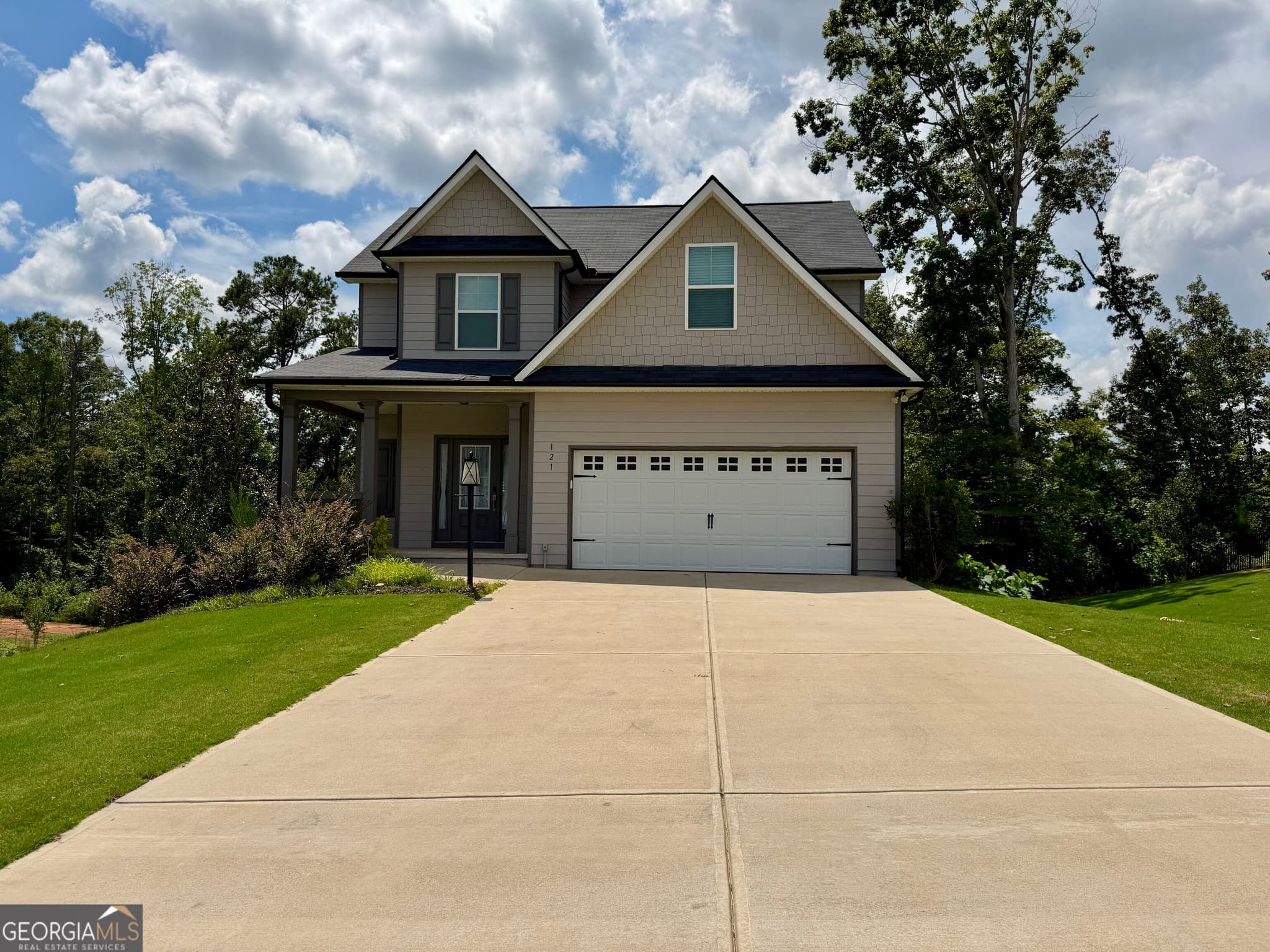5 bedroom, 3.5 bathroom, 2,556 sq ft single family residence for rent at 121 Quail Forest Circle, Toccoa, GA 30577 for $2,300 a month — photo 1 of 1