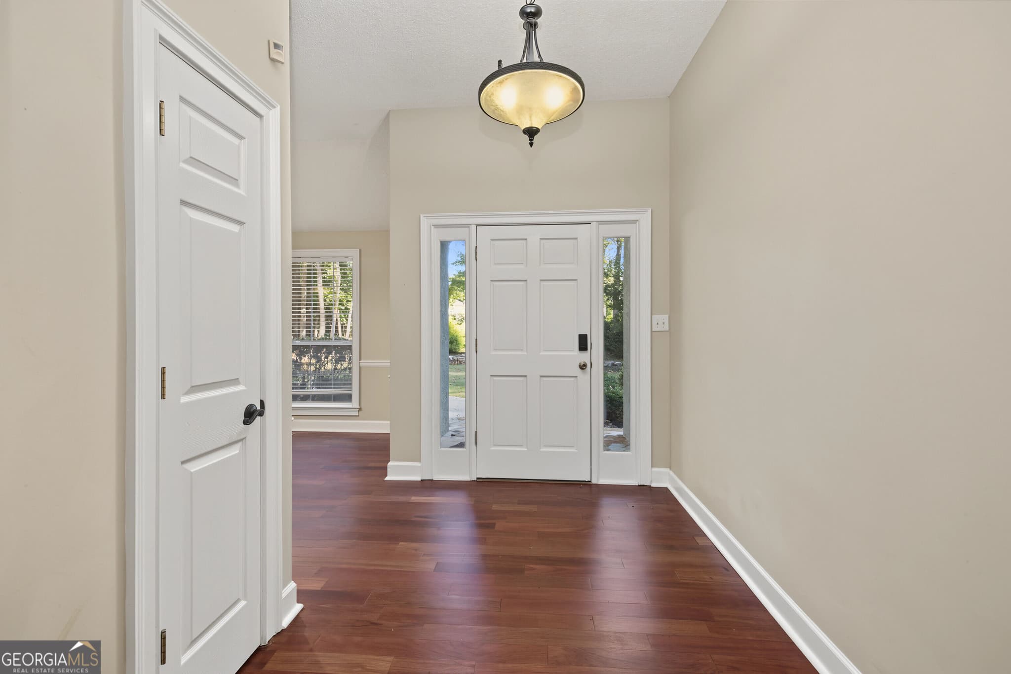 3 bedroom, 2 bathroom, 2,256 sq ft single family residence for sale at 20 Audubon Point, Newnan, GA 30265 — photo 6