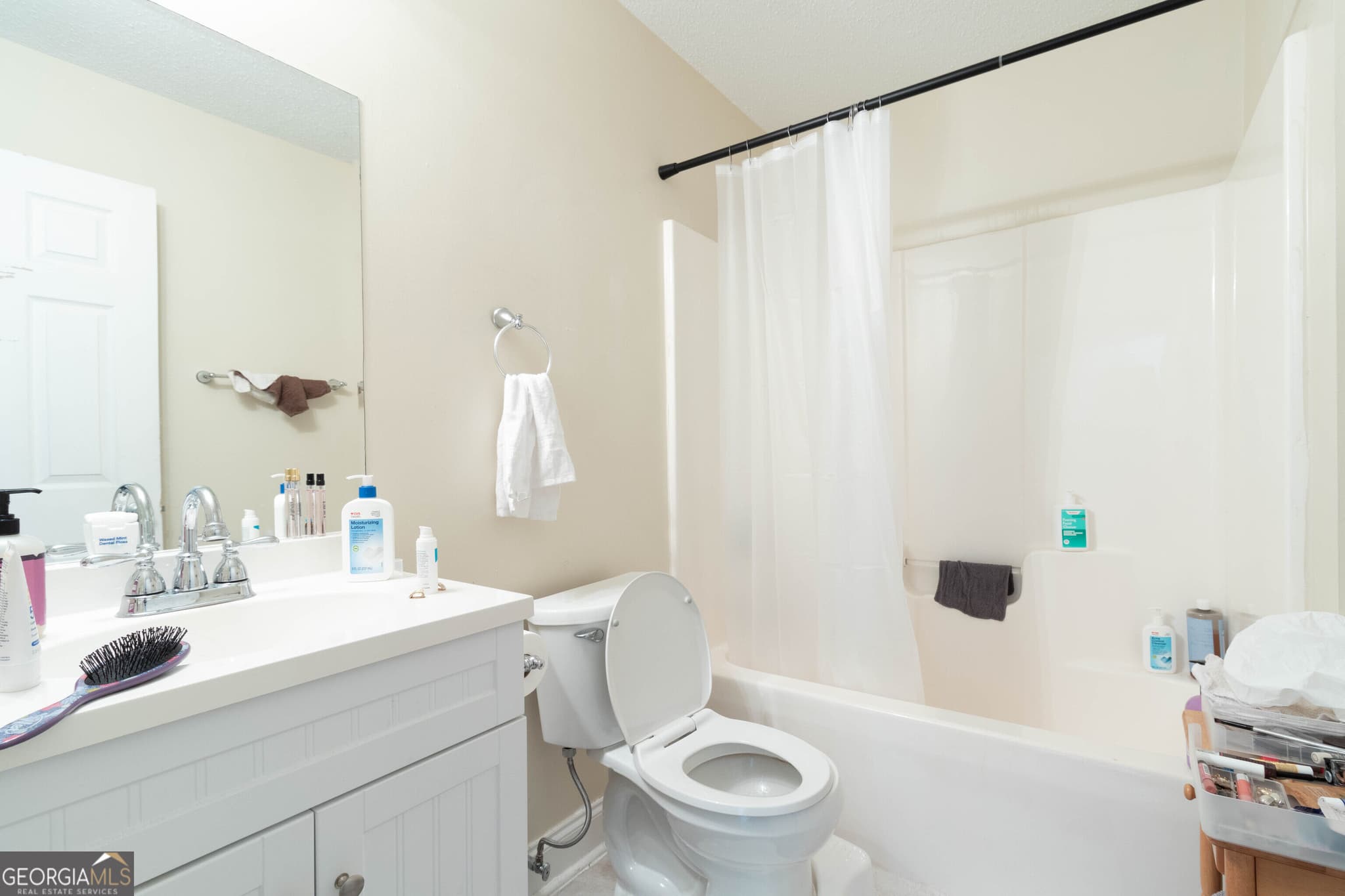 5 bedroom, 3 bathroom, 1,665 sq ft single family residence for rent at 162 Herring Street, Athens, GA 30601 for $2,750 a month — photo 6