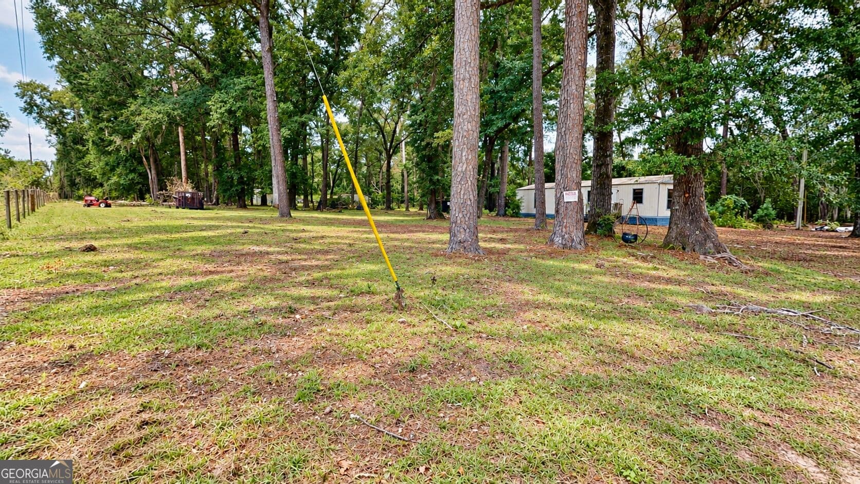 2 bedroom, 1 bathroom, 728 sq ft manufactured home,single family residence under contract at 807 Aden Lanier Road, Statesboro, GA 30458 — photo 7