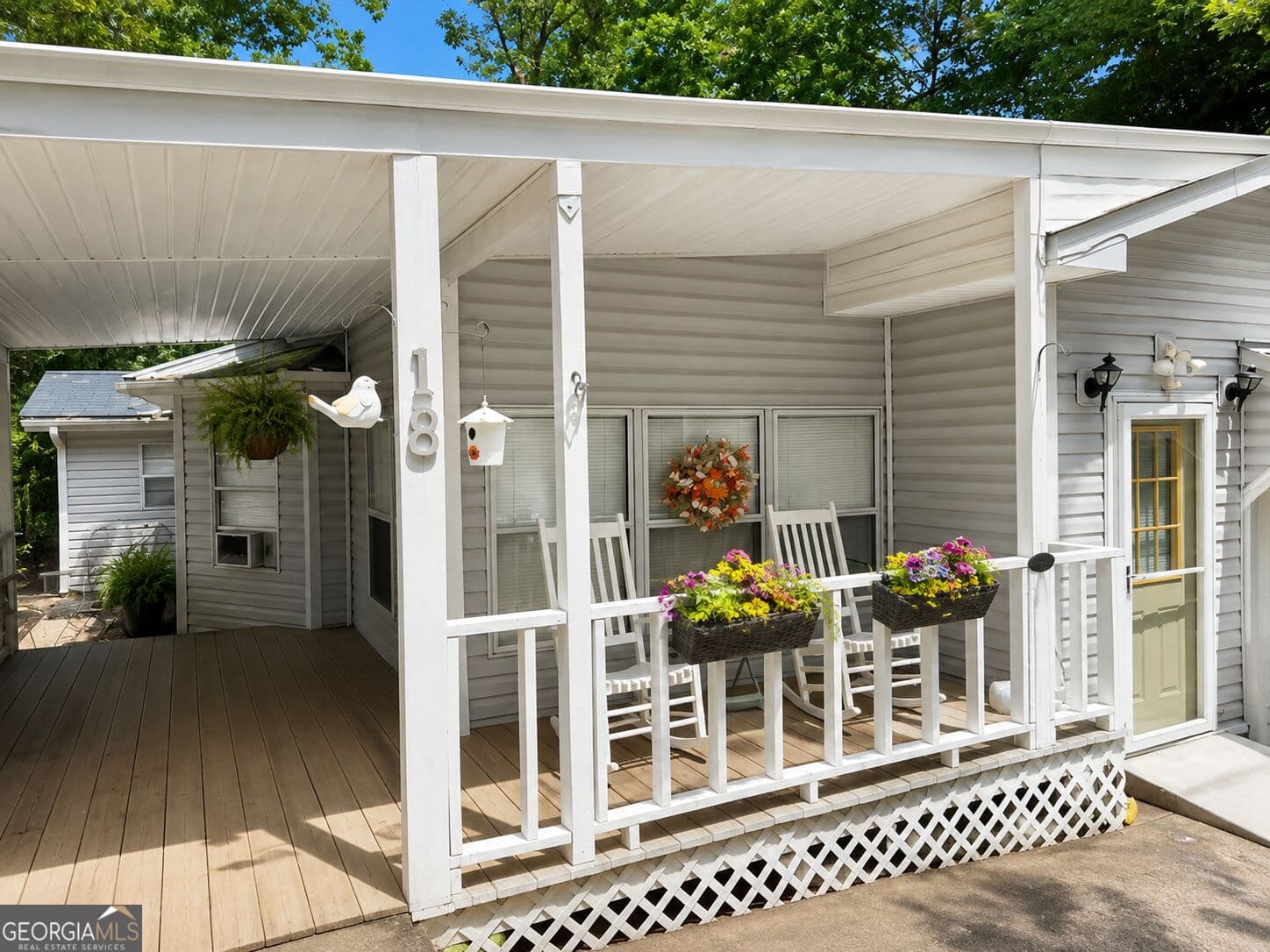 2 bedroom, 2 bathroom, 723 sq ft cabin,manufactured home,single family residence for sale at 18 Candy Land Drive, Cleveland, GA 30528