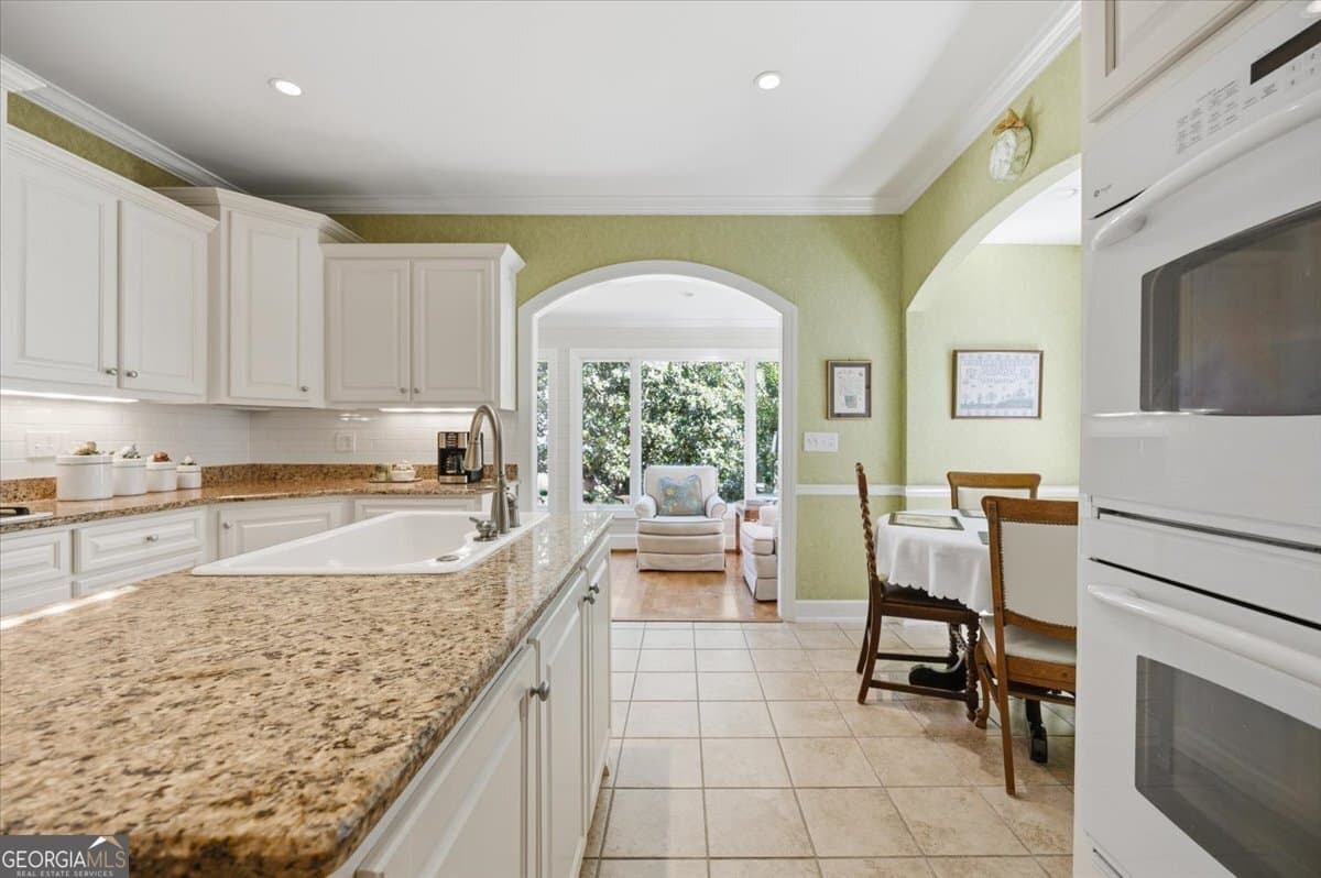 3 bedroom, 2.5 bathroom, 2,663 sq ft single family residence for sale at 115 Covington Place, Macon, GA 31210 — photo 10