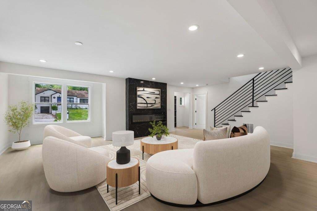 5 bedroom, 4 bathroom, 3,000 sq ft single family residence for sale at 1755 Emerald Avenue, Atlanta, GA 30310 — photo 2