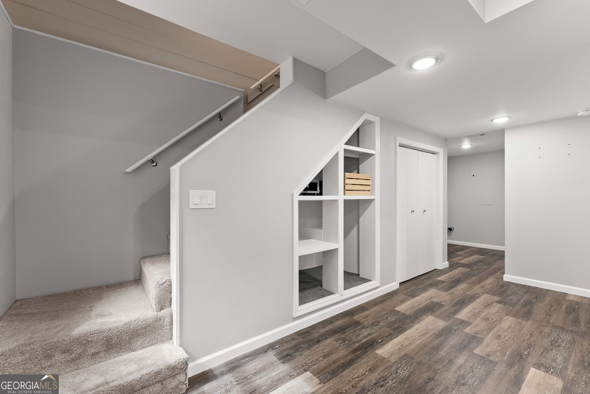 3 bedroom, 2 bathroom, 1,657 sq ft single family residence for sale at 6804 Union Hill Road, Canton, GA 30115 — photo 6