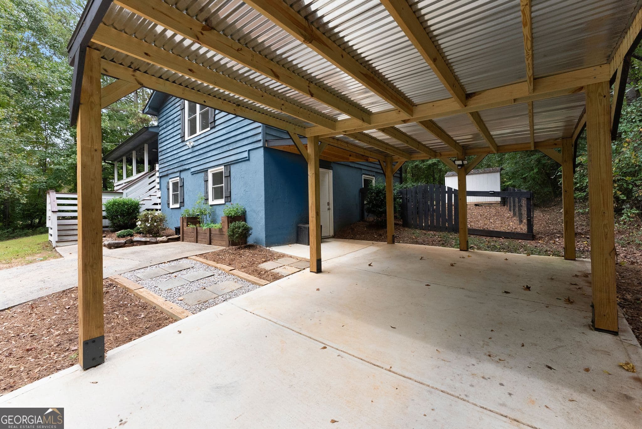 3 bedroom, 2 bathroom, 1,657 sq ft single family residence for sale at 6804 Union Hill Road, Canton, GA 30115 — photo 9