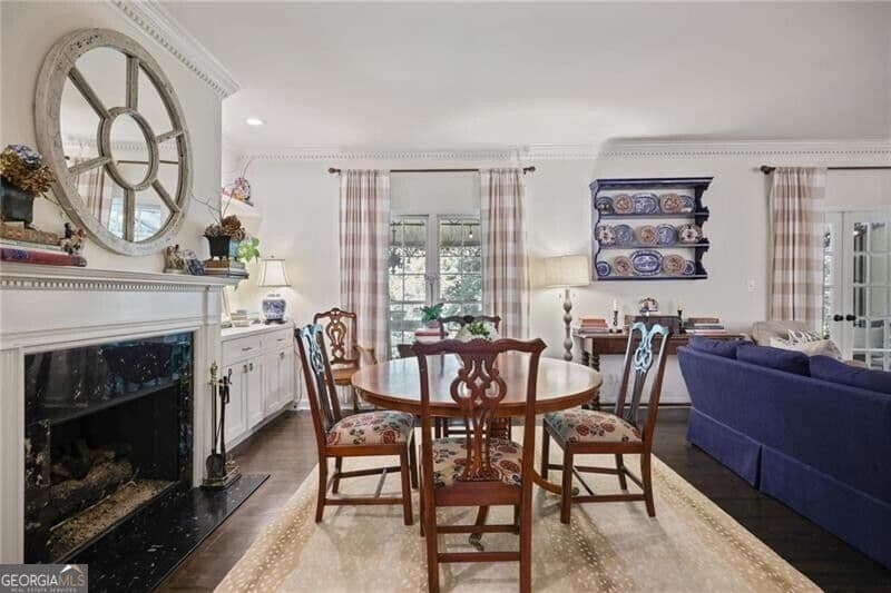 3 bedroom, 3.5 bathroom, 2,320 sq ft townhouse for sale at 3524 Paces Place A133, Atlanta, GA 30327 — photo 7