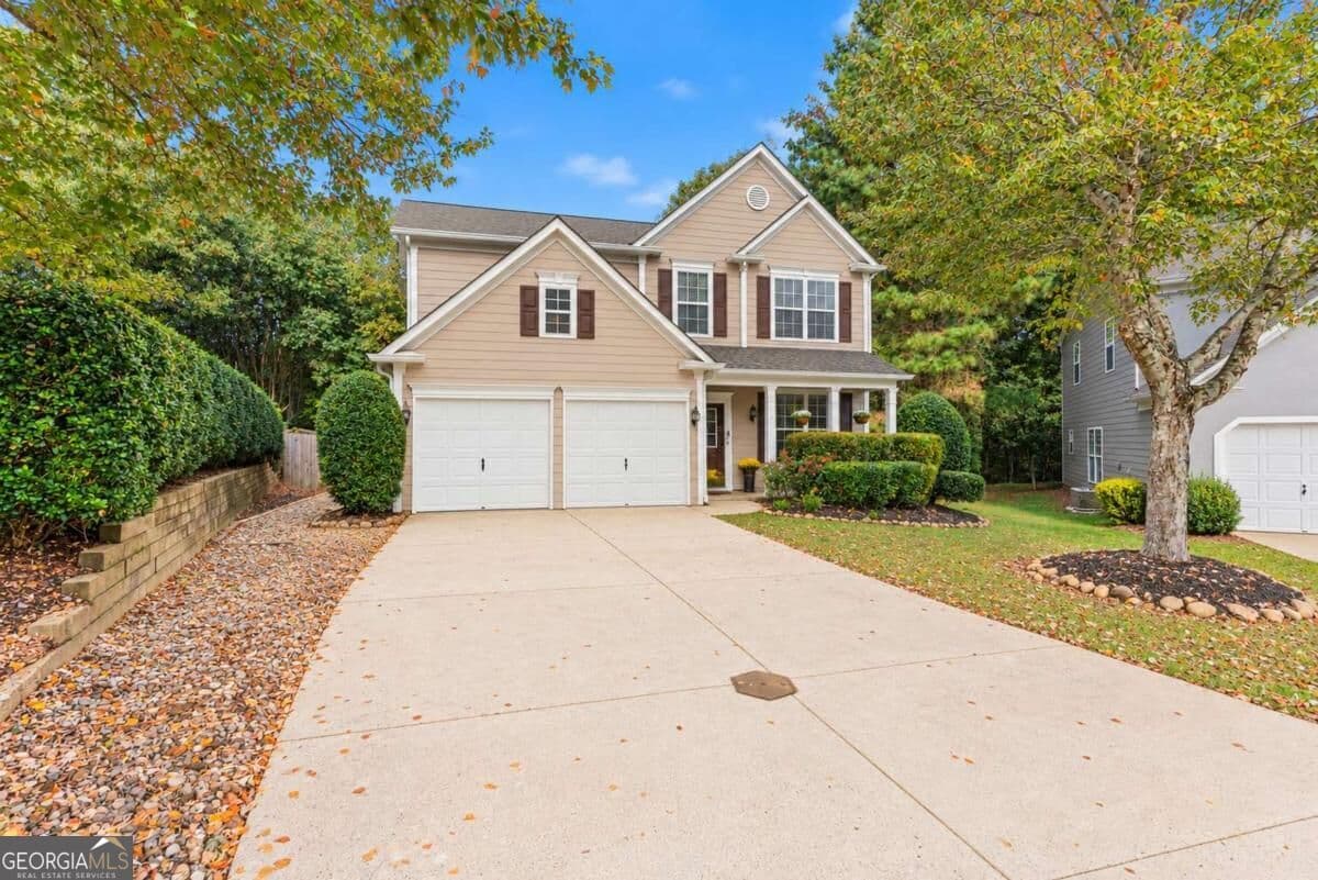 3 bedroom, 2.5 bathroom, 1,870 sq ft single family residence for sale at 220 Wytheford Court, Milton, GA 30004 — photo 3